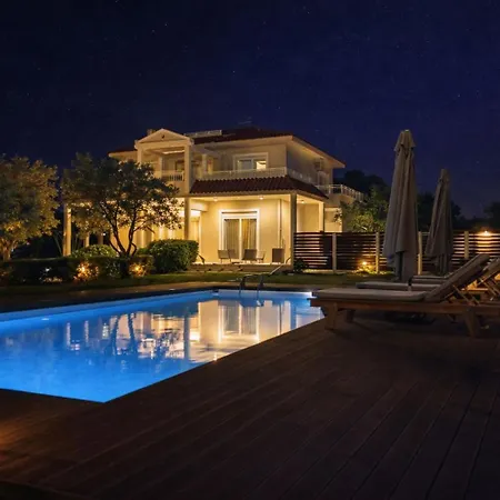 别墅 Photerra, A Luxury Familly With Pool *