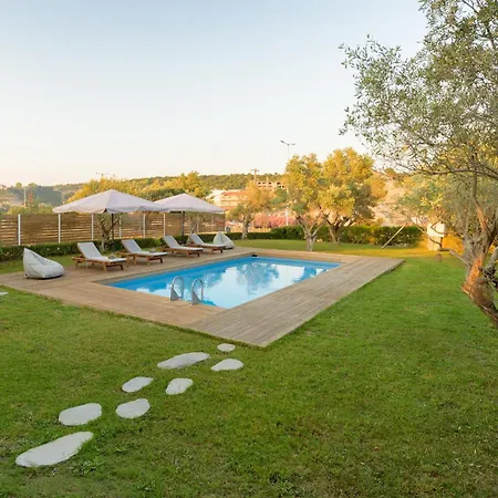 Photerra, A Luxury Familly With Pool *
