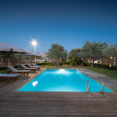 Photerra, A Luxury Familly With Pool *