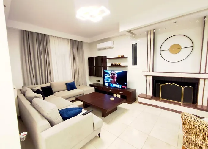 Photerra, A Luxury Familly With Pool فيلة