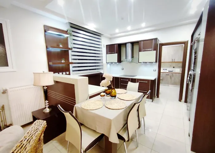 Photerra, A Luxury Familly With Pool *