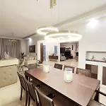 Photerra, A Luxury Familly With Pool *
